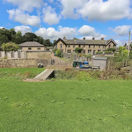 Semesterbostad Wend Gardens Carleton Pet Friendly *