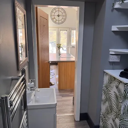 Wend Gardens Carleton Pet Friendly * 斯基普顿