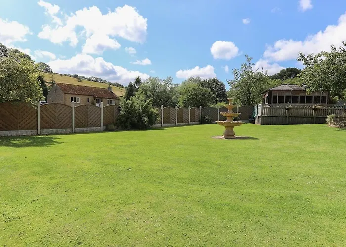 Semesterbostad Wend Gardens Carleton Pet Friendly